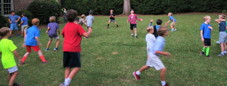 No shortage of fun in the back yard before the event started.